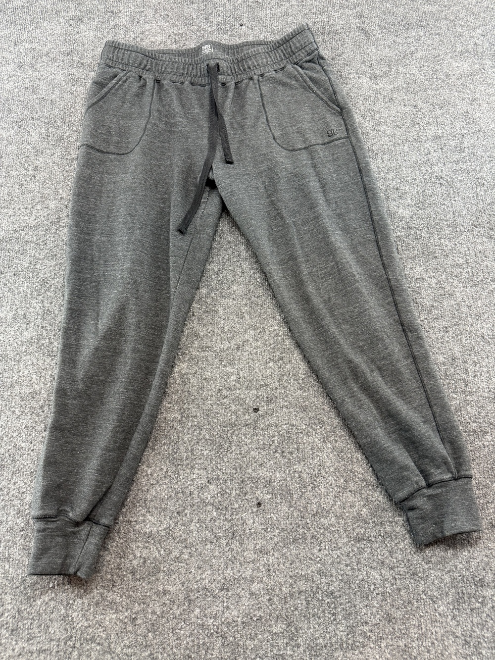 Albion Jogger Pants Womens Medium Gray Knit Elastic Waist Pockets Yoga Gym